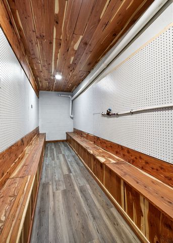 9388 Harrison Ferry Rd, Mcminnville, TN 37110