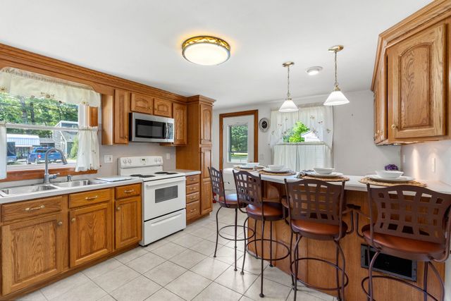 103 Highland Street, Hudson, NH 03051