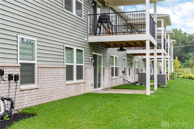 2677 Verdant Lane, Fairborn, OH 45324