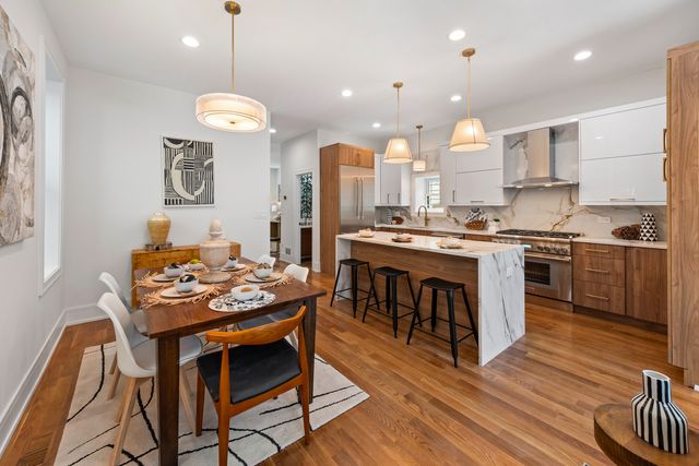 3414 N Hamilton Avenue, Chicago, IL 60618