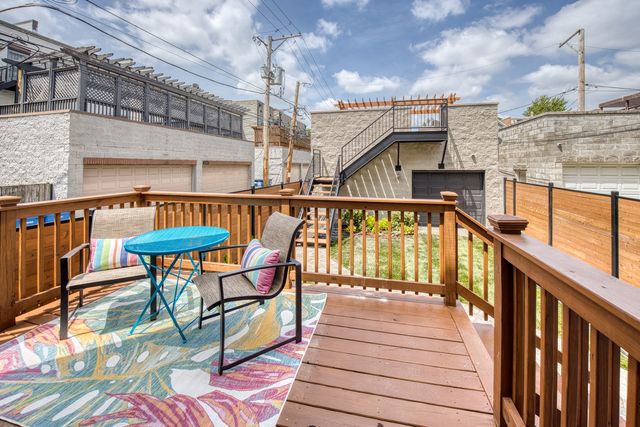 3414 N Hamilton Avenue, Chicago, IL 60618