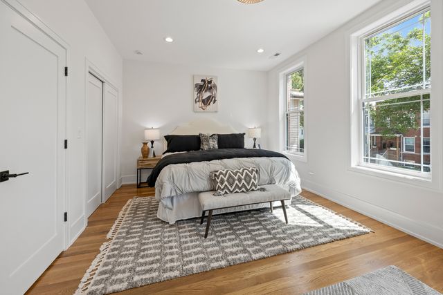 3414 N Hamilton Avenue, Chicago, IL 60618