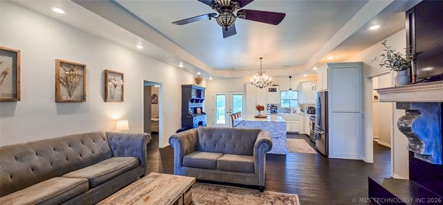 414894 E 1203 Road, Eufaula, OK 74432