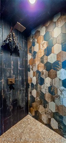 414894 E 1203 Road, Eufaula, OK 74432