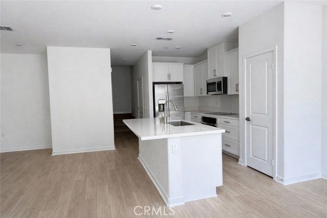 8327 Gabrielino Ct, Rancho Cucamonga, CA 91730