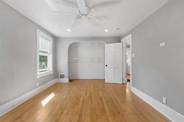 861 BOND STREET, Green Bay, WI 54303