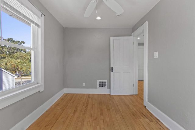 861 BOND STREET, Green Bay, WI 54303