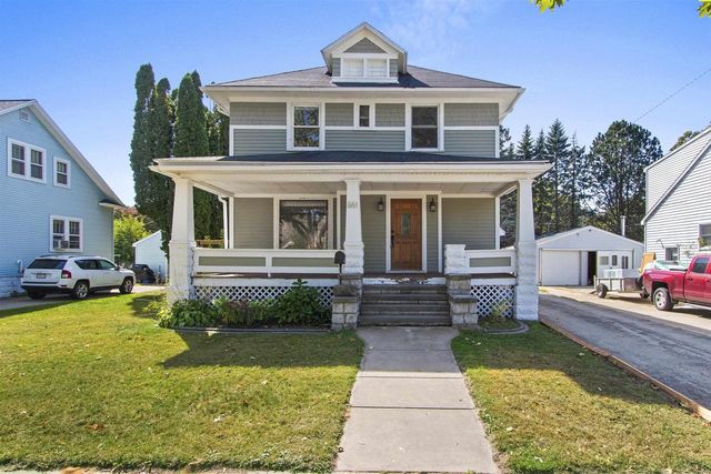 861 BOND STREET, Green Bay, WI 54303