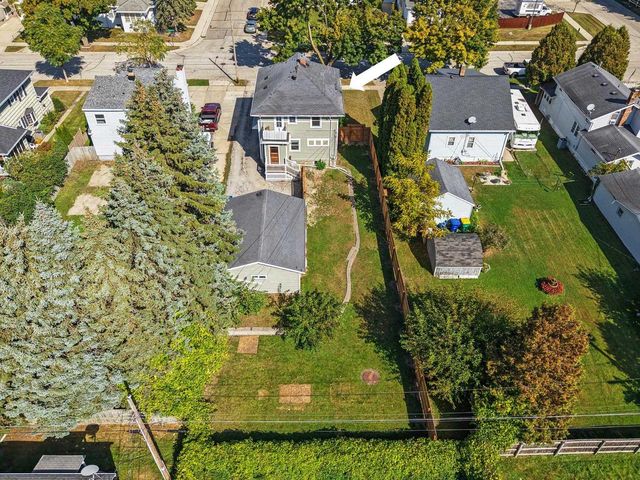 861 BOND STREET, Green Bay, WI 54303