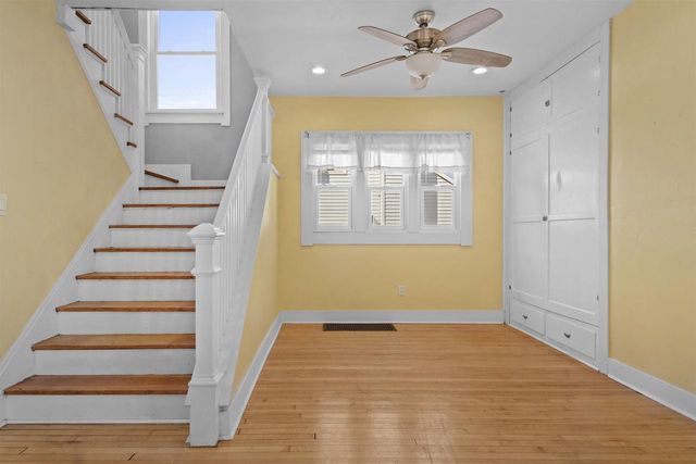 861 BOND STREET, Green Bay, WI 54303