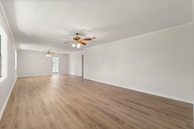 734 Hawkins, Livingston, TX 77351