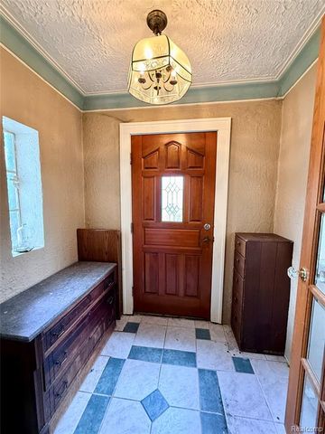 3194 S Vassar Road, Burton, MI 48519