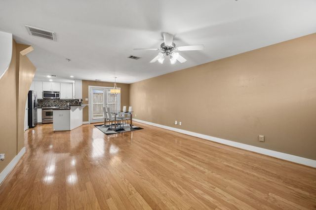 5951 South Loop E 7, Houston, TX 77033