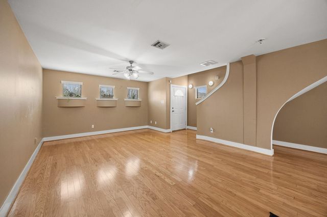 5951 South Loop E 7, Houston, TX 77033