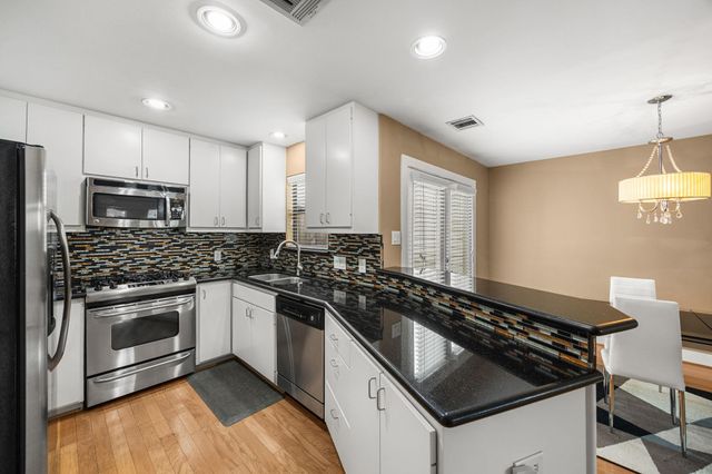 5951 South Loop E 7, Houston, TX 77033