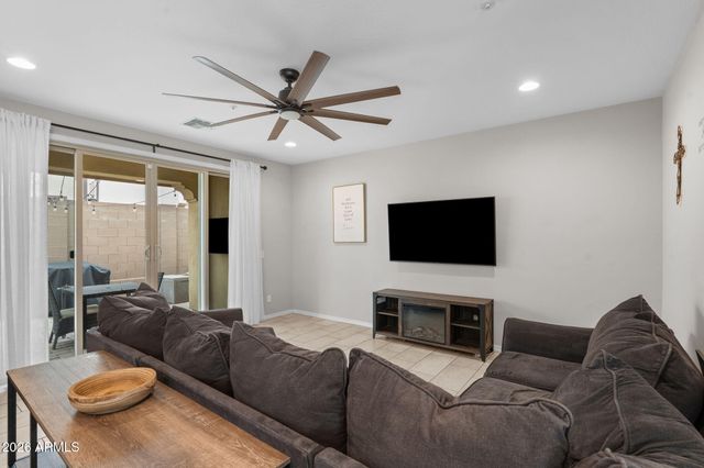 31632 N 24TH Drive, Phoenix, AZ 85085