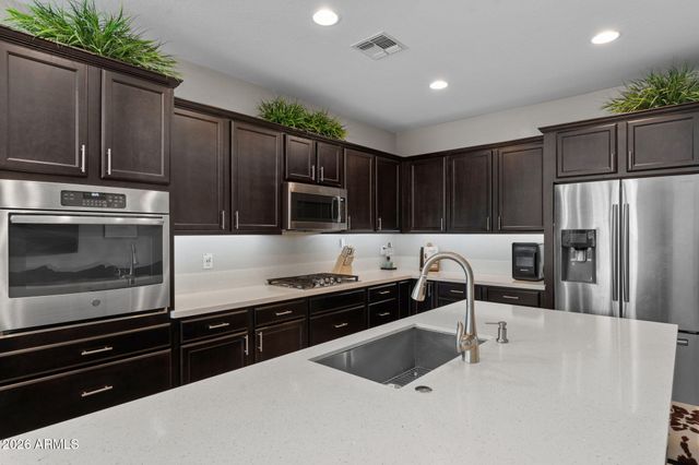 31632 N 24TH Drive, Phoenix, AZ 85085