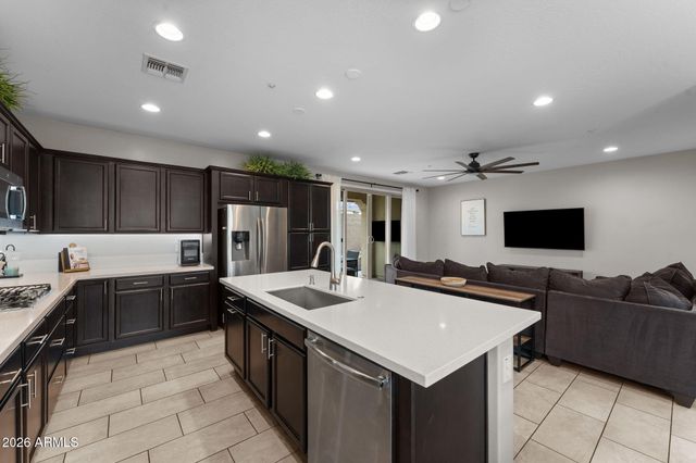 31632 N 24TH Drive, Phoenix, AZ 85085