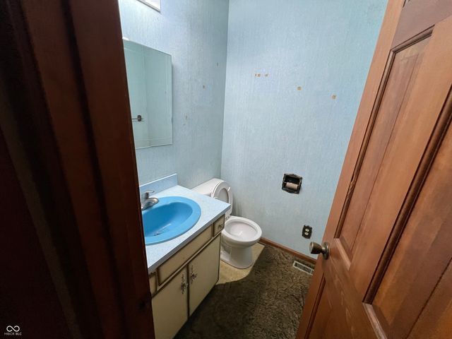 299 E 360 N, Anderson, IN 46012