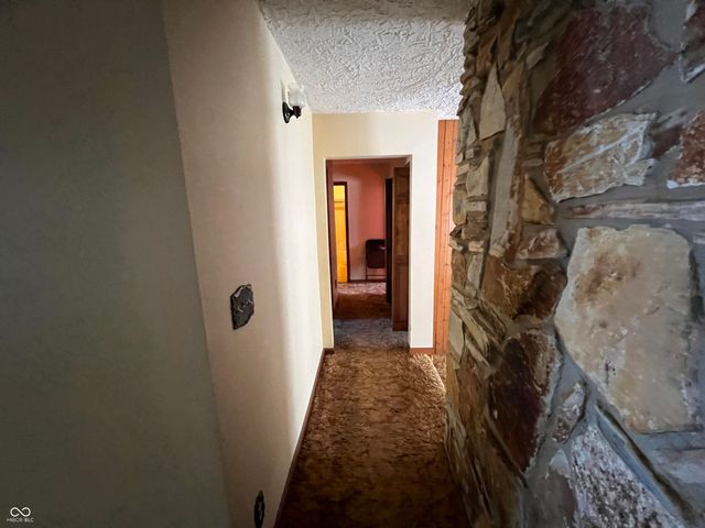 299 E 360 N, Anderson, IN 46012