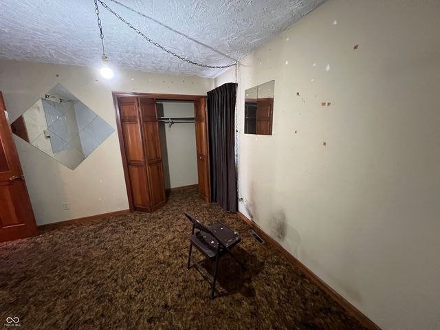 299 E 360 N, Anderson, IN 46012