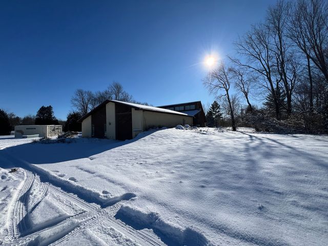 299 E 360 N, Anderson, IN 46012