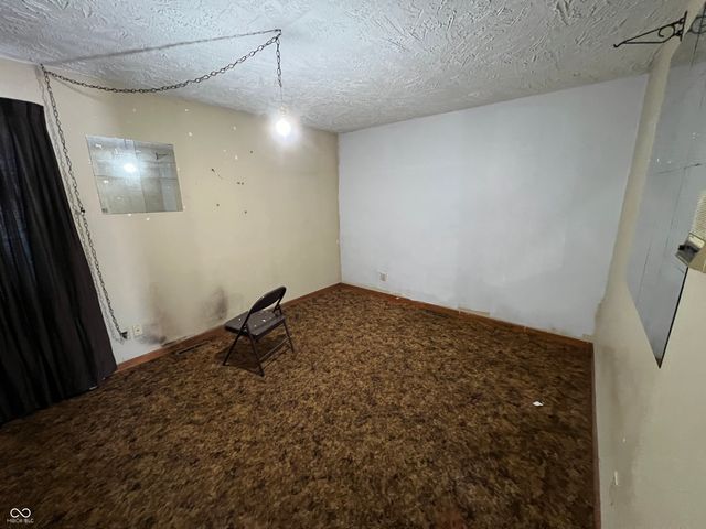 299 E 360 N, Anderson, IN 46012