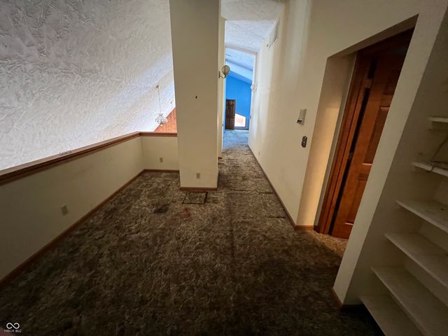 299 E 360 N, Anderson, IN 46012