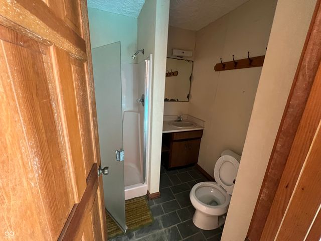 299 E 360 N, Anderson, IN 46012