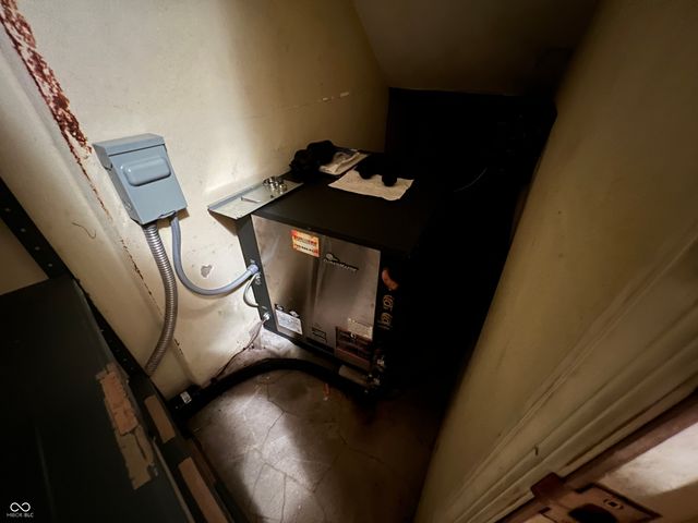 299 E 360 N, Anderson, IN 46012