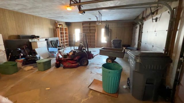 299 E 360 N, Anderson, IN 46012