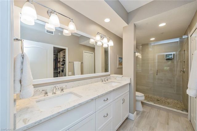 7686 Pebble Creek CIR # 102, Naples, FL 34108