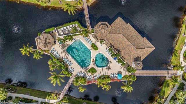 7686 Pebble Creek CIR # 102, Naples, FL 34108