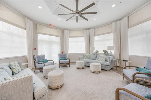 7686 Pebble Creek CIR # 102, Naples, FL 34108