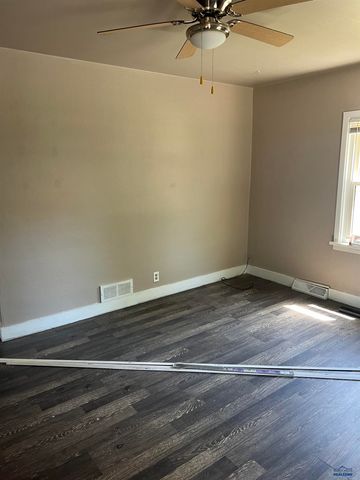 610 HARTER DR, Rapid, SD 57702