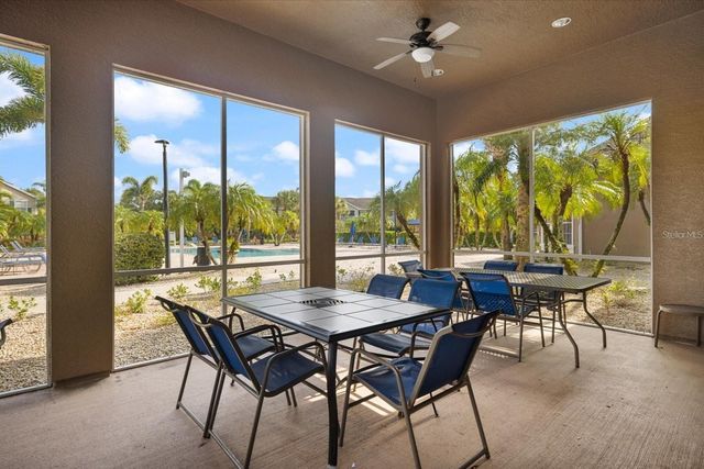 7417 VISTA WAY 202, Lakewood Ranch, FL 34202