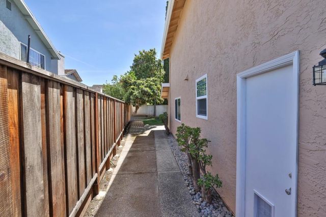 2930 Vista Creek Drive, San Jose, CA 95133