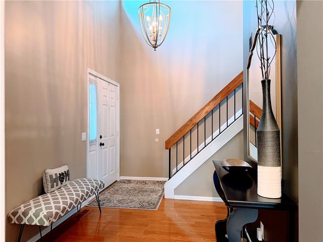 64 Wood Run Commons, Greece, NY 14612