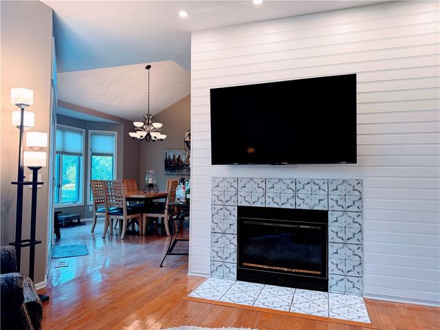 64 Wood Run Commons, Greece, NY 14612