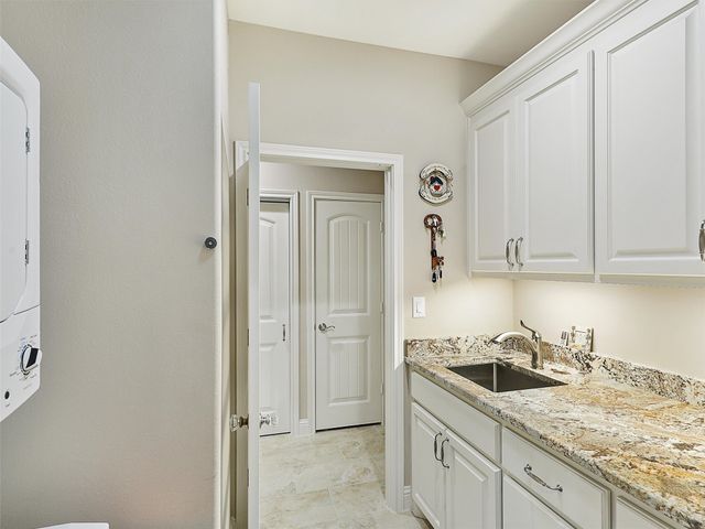 2749 Waters Edge, Quinlan, TX 75474