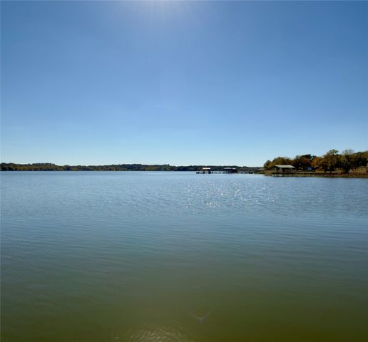 2749 Waters Edge, Quinlan, TX 75474