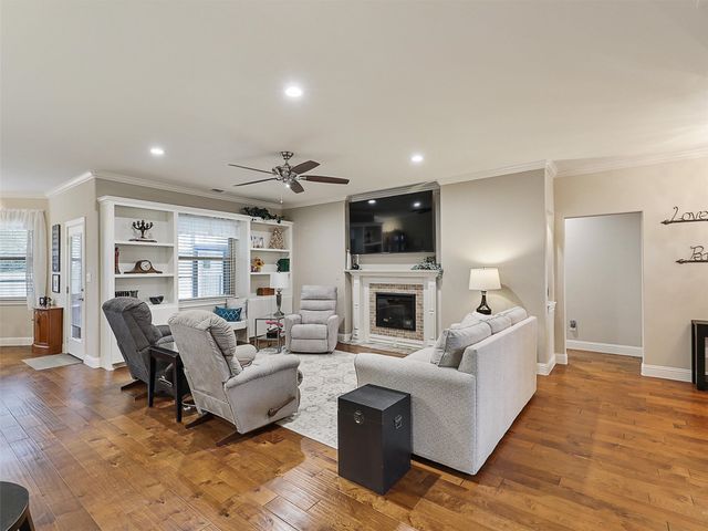 2749 Waters Edge, Quinlan, TX 75474