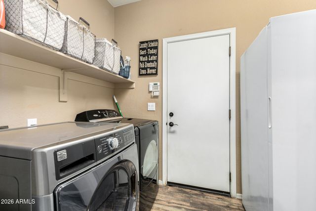 1519 N 80th Drive, Phoenix, AZ 85043