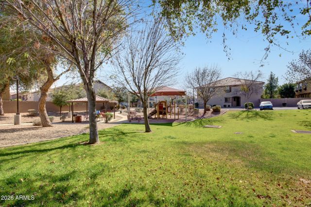 1519 N 80th Drive, Phoenix, AZ 85043