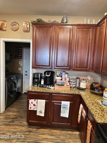 1519 N 80th Drive, Phoenix, AZ 85043