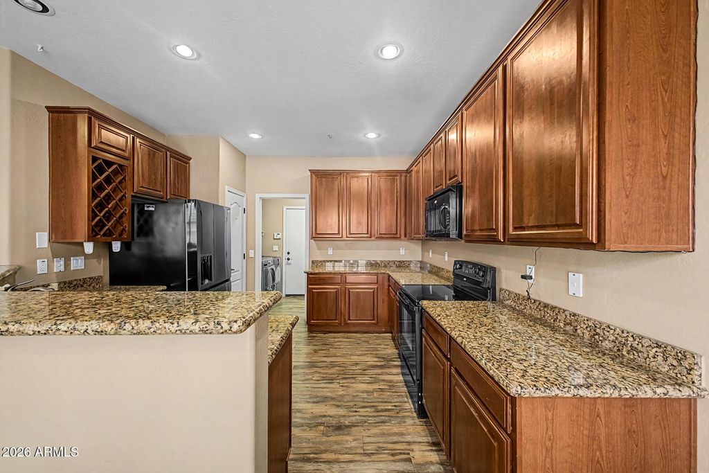 Image 12 of property listing at 1519 N 80th Drive, Phoenix, AZ 85043