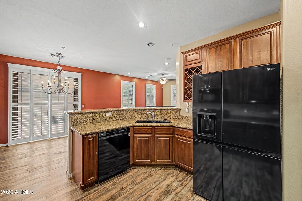 Image 14 of property listing at 1519 N 80th Drive, Phoenix, AZ 85043