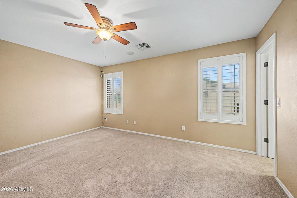 Image 19 of property listing at 1519 N 80th Drive, Phoenix, AZ 85043