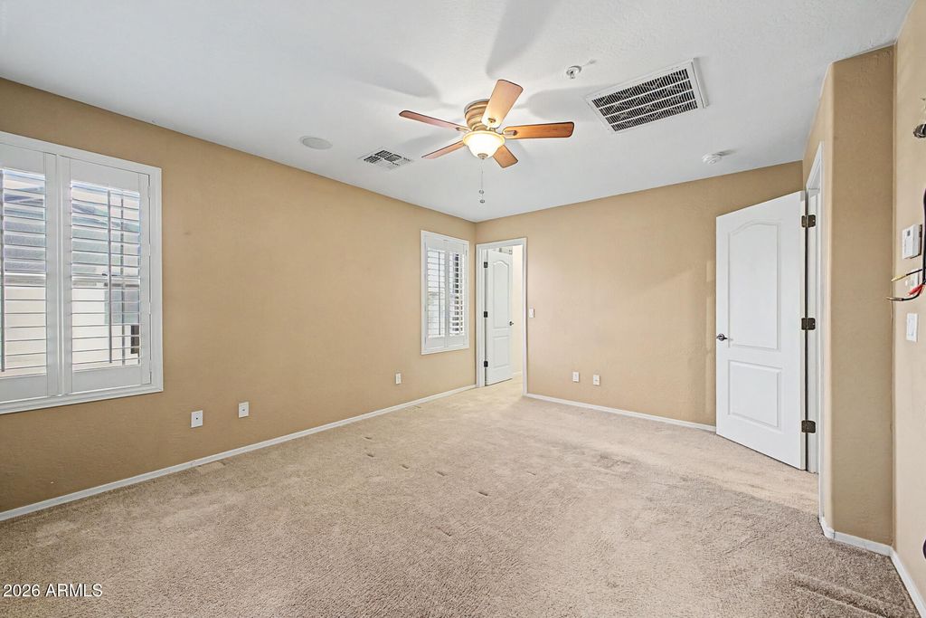 Image 20 of property listing at 1519 N 80th Drive, Phoenix, AZ 85043