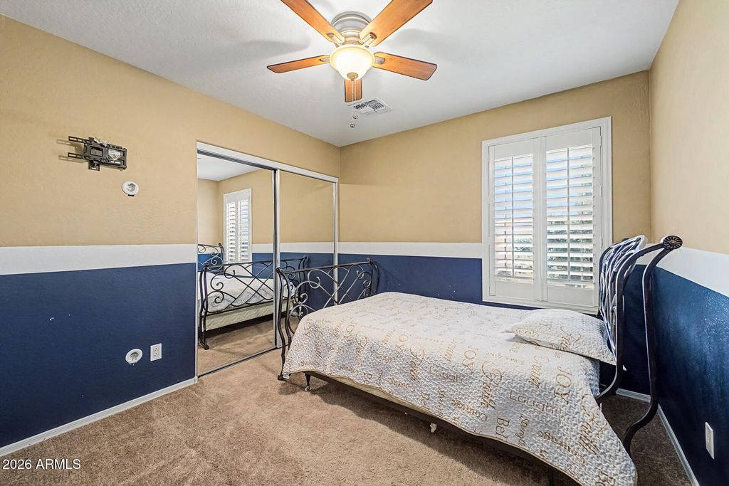 Image 26 of property listing at 1519 N 80th Drive, Phoenix, AZ 85043